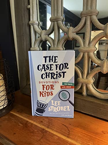 Image of The Case for Christ Devotions for Kids: 365 Days with Jesus (Case for Series for Kids)
