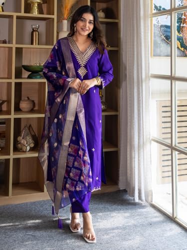 Image of VredeVogel Women's Beads Embroidered Silk Blend Kurta Pant Set with Organza Dupatta | Perfect for Festive & Casual Ethnic Kurta Set for Women