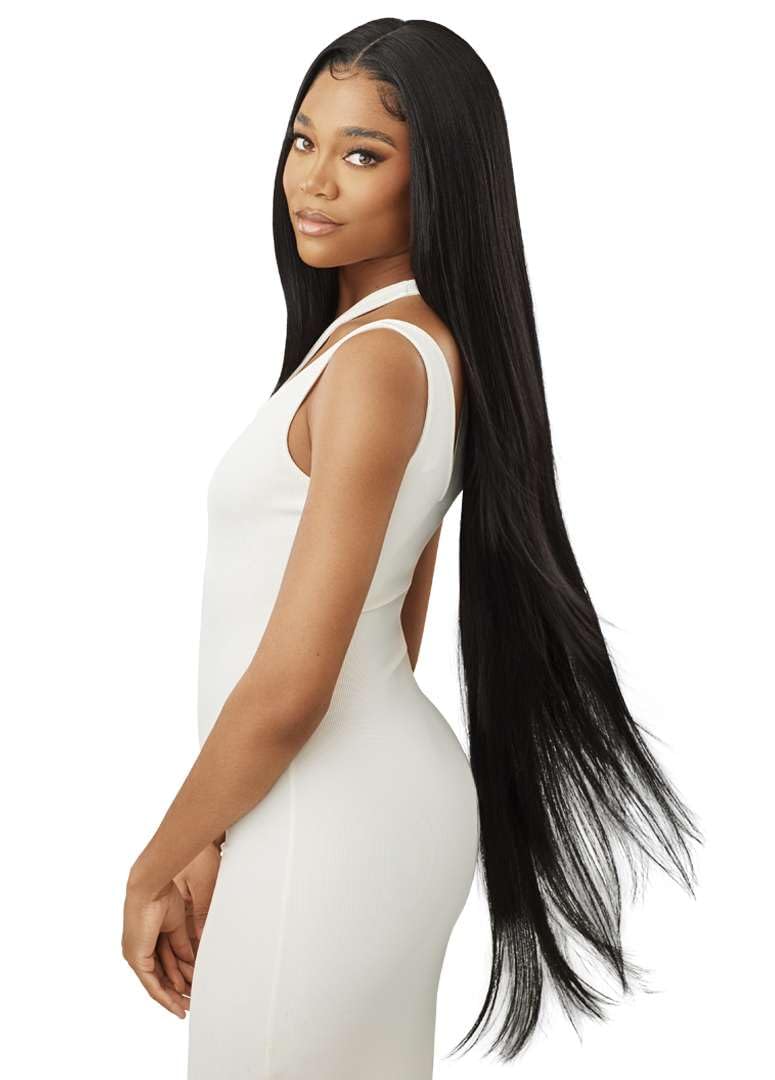 Amazon.com : Outre Lace Front Wig - Melted Hairline