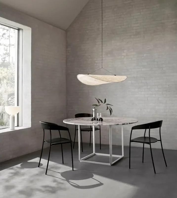 Lampe suspendue en soie D80cm pour un salon moderne et chaleureux