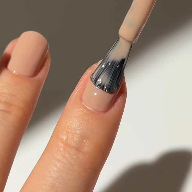 Amazon.com: LONDONTOWN Perfecting Nail Veil, Sheer, Buildable Nail