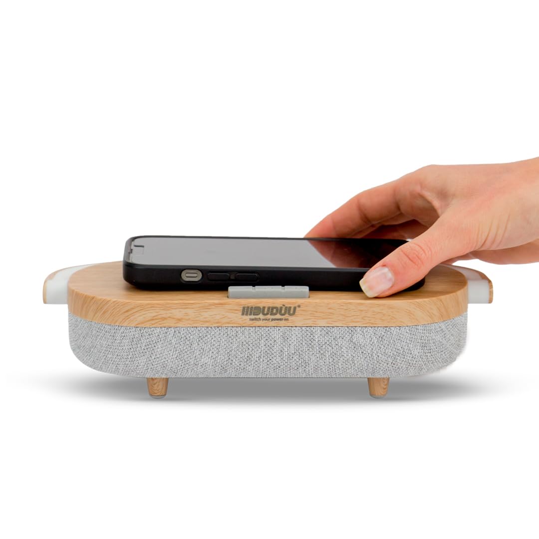 Mood Lampada Multifunzione 4 in 1 con Speaker Bluetooth 5.0, Ricarica Wireless Qi 10W, Powerbank Integrato e Lampada LED Dimmerabile Touch, Supporto Smartphone USB-C (Rovere)