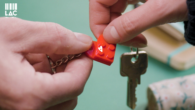 Portachiavi Coppia Cuore LAC - Regalo Anniversario Per Lui E Lei, Colore Rosso - Foto 2