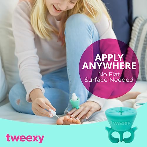 Tweexy Wearable Nail Polish Holder Ring - Nail Polish Bottle Holder For Easy Application | Perfect For Fingernail Painting, Manicure & Pedicure | Nail Polish Accessories (Spa Green) #TOP4