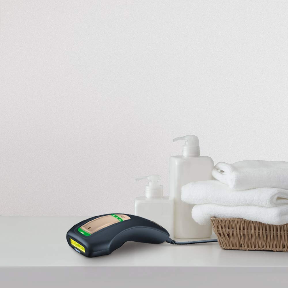 Beurer IPL 5800 Pure Skin Pro Haarentfernungsgerät, dauerhafte Haarentfernung durch IPL-Technologie, für Körper, Gesicht, Bikinizone, mit App, schwarz