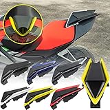 👏【Eigenschaften】: 1: Ersetzt den serienmäßigen Rücksitz, um Ihrem Motorrad mit diesen einzigartigen Sitzverkleidungen ein neues Aussehen zu verleihen.✔ 2: Dieser Sitzbezug der Motorhaube sitzt fest, ohne Anzeichen von Lockerheit oder Klappern. ✔ 3: Stilvoller Sitzbezug, um das sportliche Erscheinungsbild des Fahrrads zu unterstreichen. ✔ 4: Wählen Sie aus den obigen Optionen, um die richtige Farbe für Ihr Fahrrad zu finden. ✔