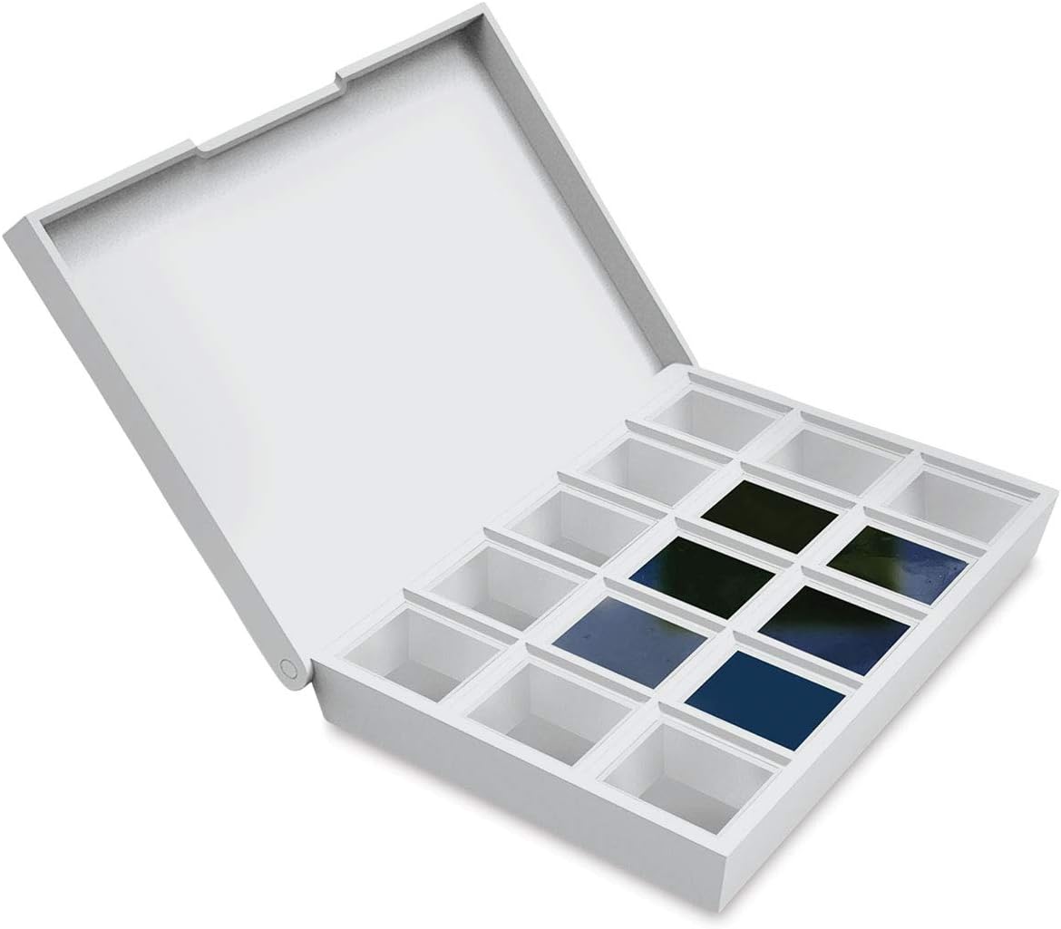 Daniel Smith Hand Poured Watercolor, Half Pans, Blues Set with 6 Watercolor Half Pans, 9 Empty Half Pans, 1 Plastic Travel Case (Total 16 Pieces) 285650004