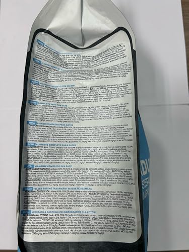 Image of Opti Life Adult Cat Sterilised /Light - 2.5kg | Complete Dry Food for Sterilised Cats | Helps Maintain Healthy Weight & Digestion | Low-Fat Formula with Balanced Nutrition