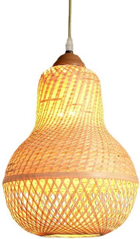 Lustre lanterne en bambou pour tamiser la lumière agressive du salon