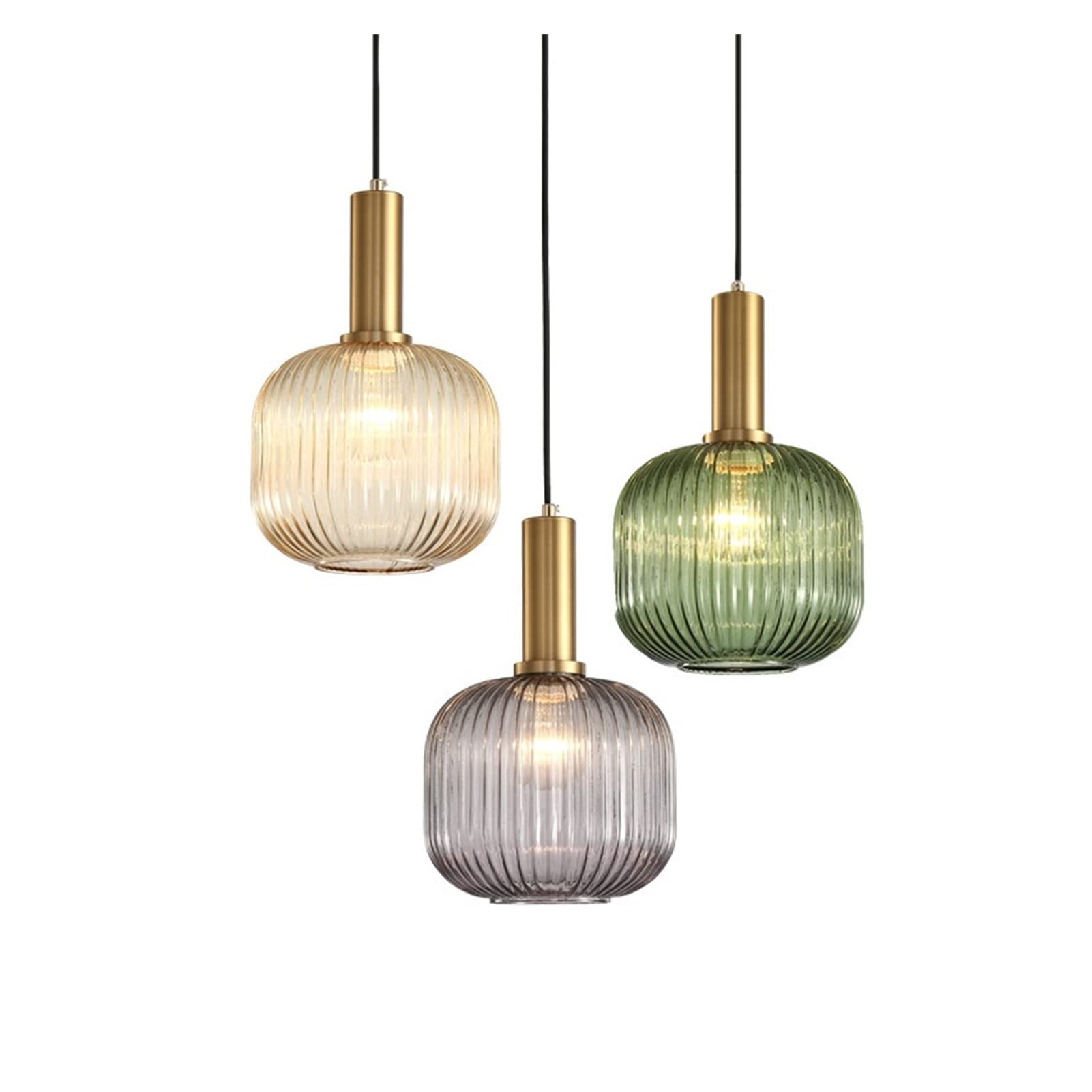 Lustre en cristal rétro pour illuminer une chambre à coucher chic ou un chevet