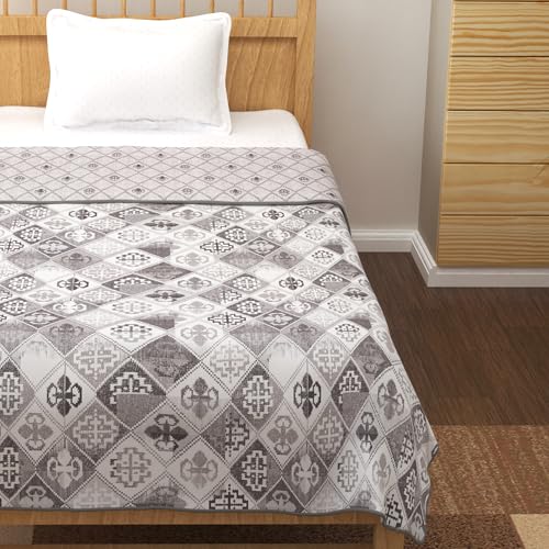 Image of Story@Home AC Quilted Queen Size Bed Cotton 100%| 150GSM 144X220 CM Quilt AC Blanket for Summer | AC Dohar Double Bed | Pale Mauve & White, Abstract & Motif Reversible Design | All-Season Blanket