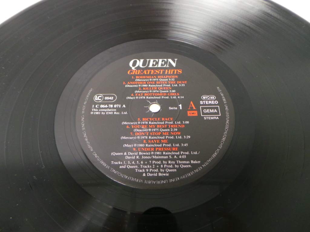 Queen - Greatest Hits 1981 - EMI EMTV30 - UK Press