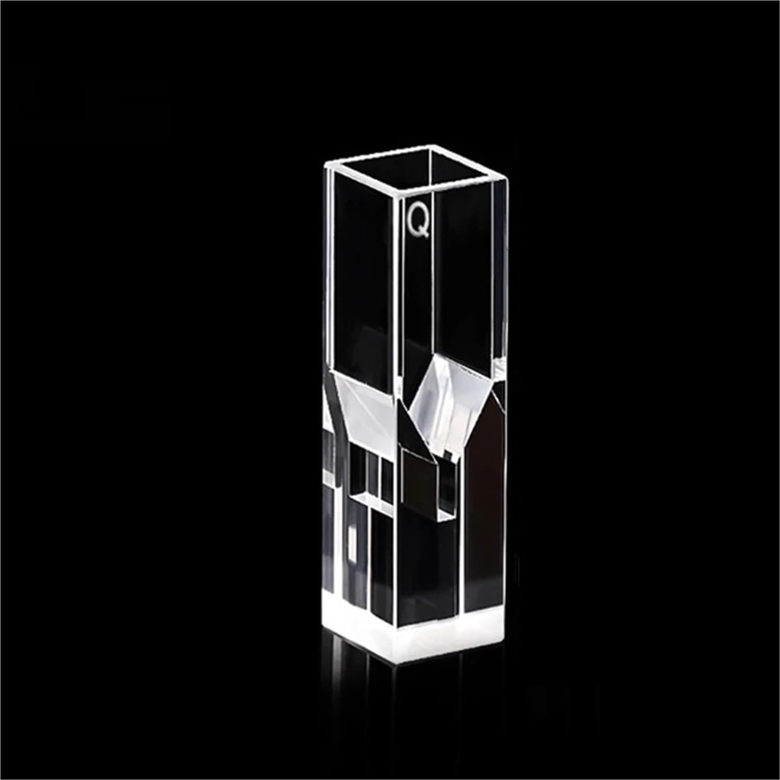 Cuvette de fluorescence en micro-quartz avec couvercle (50-200 µl)(50ul Height 5.5mm)