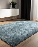 DOUX : Le tapis Sohari séduit par sa haute laine particulièrement moelleuse et lavable, idéal pour des moments de détente et une ambiance chaleureuse.