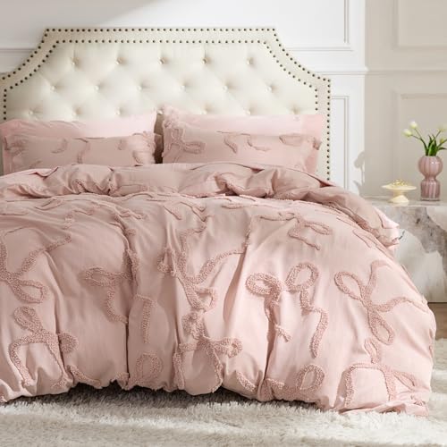 Image of Bedsure Tufted Rose Pink Full Size Comforter, GentleSoft 3 Pieces Bow Cute Bedding Pink Room Decor, Gifts for Girls Teens Women, All Seasons, 1 Bed Comforter, 2 Pillow Shams, 82x86 Inches