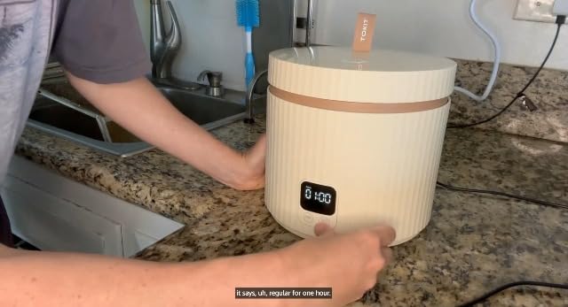 Bild 6 - TOKIT Rice Cooker 1.5L Pro Reiskocher Klein Mini aber Multifunktionen mit Display-Touch-Taste für 1-3 Personen Keramisch beschichteter Antihaft-Innenreistopf(Weiß)