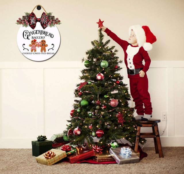 Miniatura 4 de Letrero navideño de panadería de pan de jengibre para puerta delantera, corona de Navidad, letrero colgante de madera rústica, decoración navideña