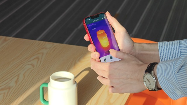 Image of TS2 Thermal Camera for iPhone & Android, Thermal Imaging Camera 512x384 Super Resolution, Infrared Camera 8mm Macro Manual Focus, -4F~1022F Temp, Perfect for Home HVAC Inspection