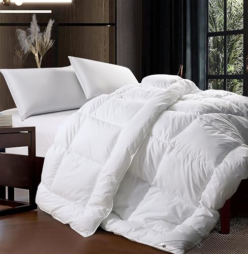Indulge in ultimate comfort with our luxury 100% cotton 350 GSM down alternative duvet crafted from the finest natural cotton for a soft and refreshing sleep experience (King 220x240)