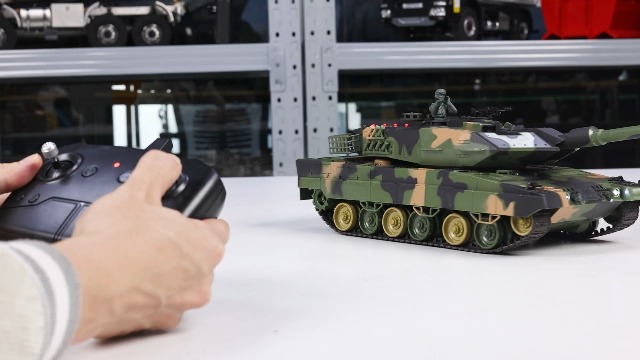 Amazon.com: wheelfun Henglong 3809 2.4GHz 1/24 RC Tank Leopard 2