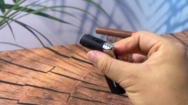Encendedor Jet Flame para Cigarro Recargable de Butano miniatura 7