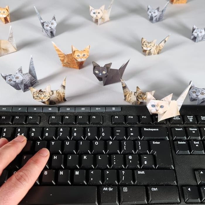 Pikkii Origami Paper Cats