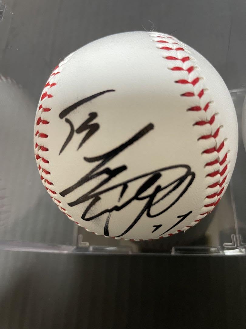 大谷翔平 直筆サインボールとパンフレット Amazon.co.jp: 大谷翔平 直筆サインボール＋2023WBCパンフレット