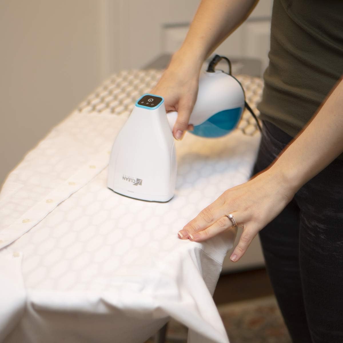Handheld Disinfecting Steamer for Clothes, Portable Handheld Garment Steamer, quick heating with removable water tank, Dual Steam Setting, Steamer for Garments, White/Teal
