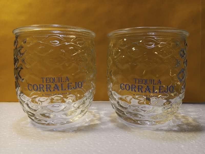 Set of 2 Corralejo Tequila 100% De Agave Pina Pineapple Shape Margarita Cocktail Glasses