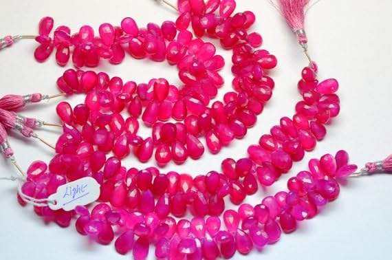 Calcédoine rose naturelle pour remplacer les perles synthétiques ternes par de vraies pierres