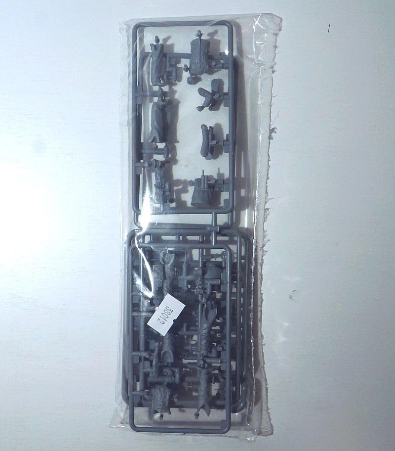 Amazon | ミニアート 1/35 38012 ドイツ 駅員スタッフ 1930-40年代