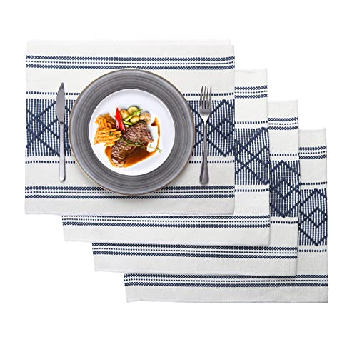 Best Placemats For Wooden Table in 2023 (Reviews)