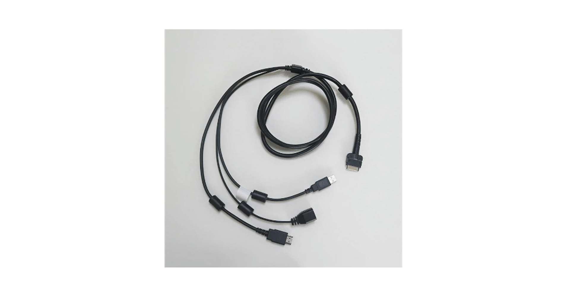 ケーブルアタッチメント 51YwM2UV3sL.jpg_BO30,255,255,