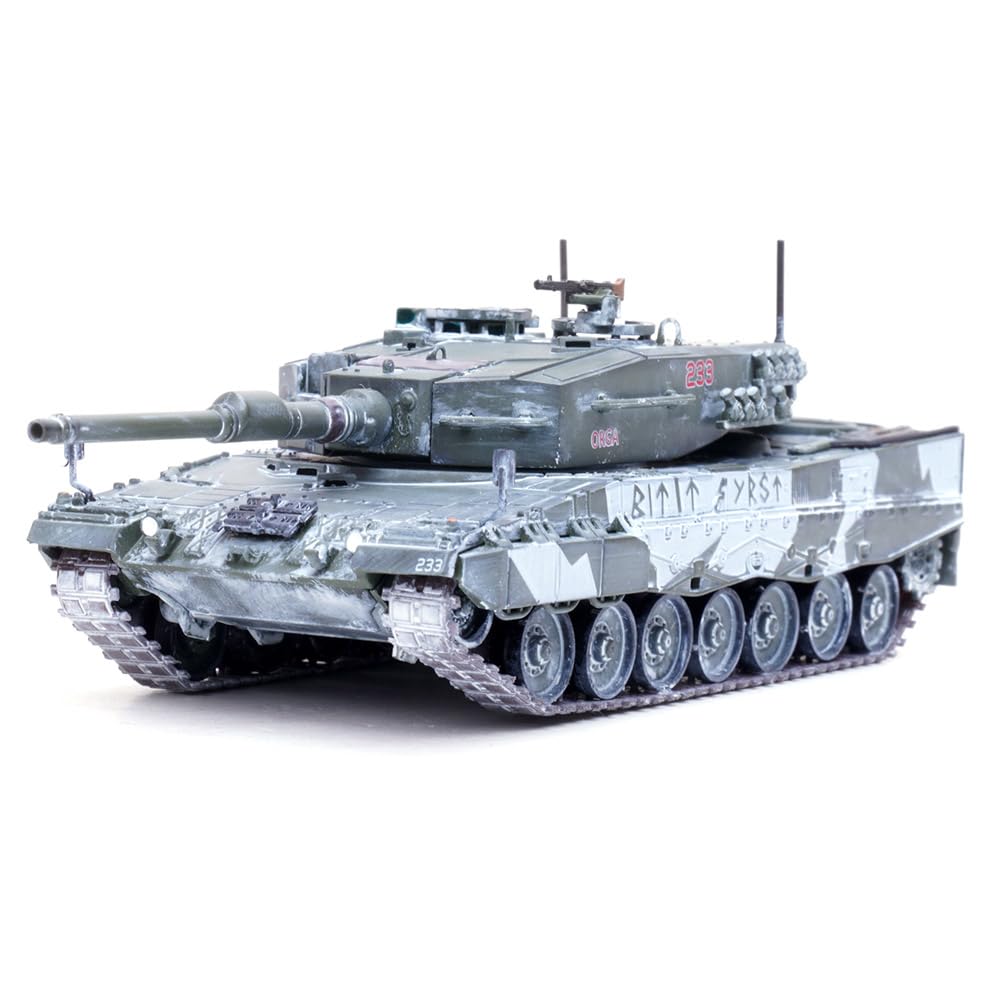 Panzerkampf | model wojskowy w skali 1:72 odlewany pod ciśnieniem | Leopard 2A4 czołg główny (z rurką) Norwegia, zimowy kamuflaż | Model 12226PF