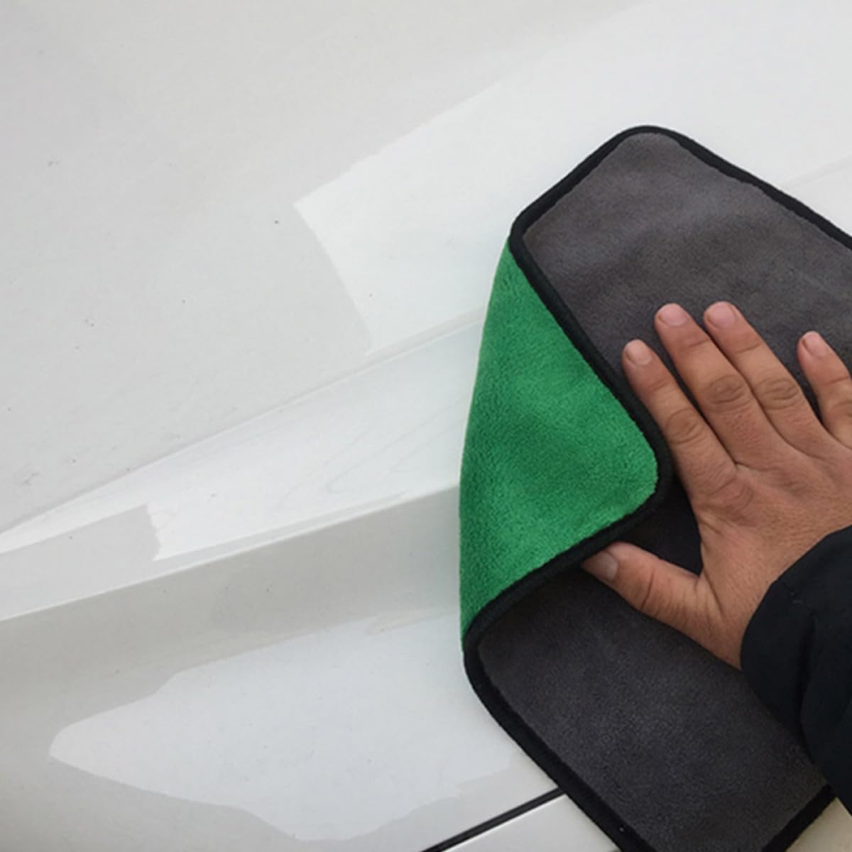 Alipis 4pcs Thickened Coral Fleece Car Microfiber Towels 30x40cm Dual-Color Auto Washing Cloths Highly Absorbent Car Drying Rags for Exterior Detailing Random Color