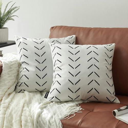 Nestinco Set of 2 White Pillow Covers 18 x 18 inches Boho Aztec Polyester Blend Square Decorative Throw Pillow Covers for Sofa Couch Bed Decor