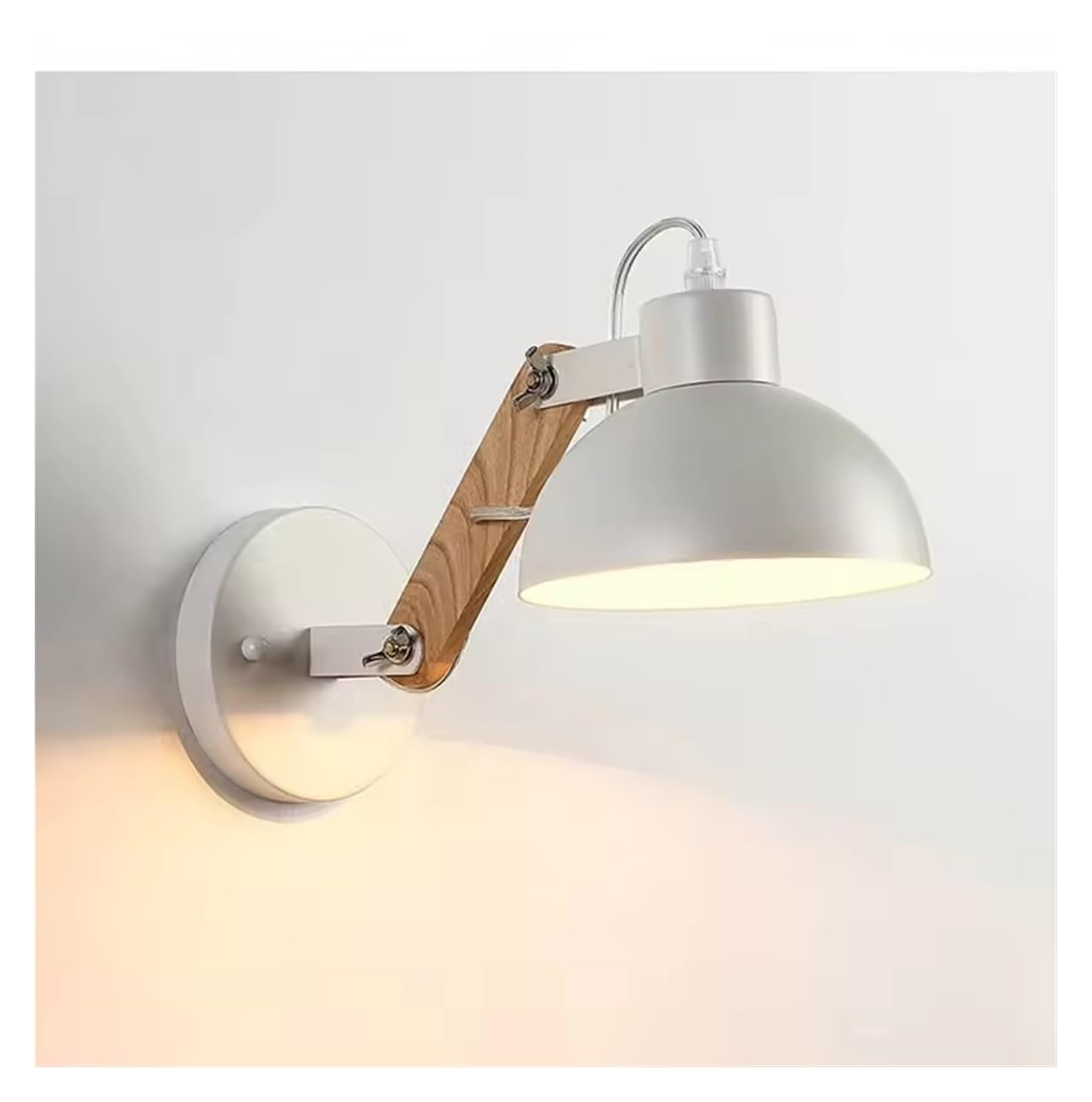 Lampa ścienna LED w stylu nordyckim, wykonana z żelaza i drewna, praktyczna i regulowana, idealna do czytania i nauki. Nowoczesna dekoracja ścienna.