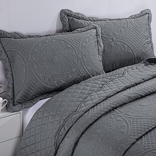 Hombys Dark Grey Oversized King Quilt Bedding Set 120X128, Ultrasonic Reversible Bedspread For All Season Use, Lightweight Microfiber Coverlet With Pillow Shams, Geometric Quilting Comforter Set #TOP3