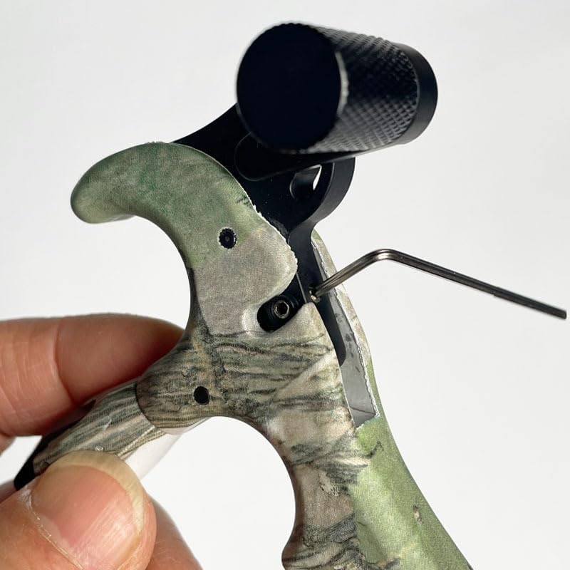 1pcs 4-Finger Release Aid with Camouflage 360° Rotating Head - Adjustable Sensitivity Metal Hook for Compound Bow & Bowfishing