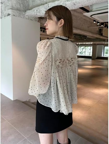 スナイデル snidel エンブロイダリーブラウス dot ドット