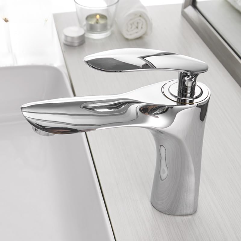 Robinet de salle de bain mitigeur blanc pour une vasque moderne et épurée