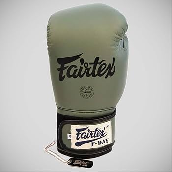 Fairtex ONE ボクシンググローブ ONE x Fairtex Tight-Fit Boxing Glove (Black) | ONE