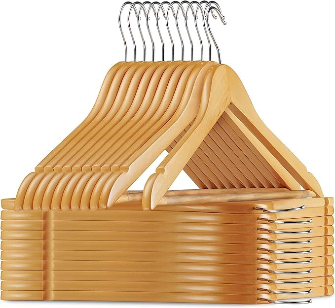Catálogo de Ganchos para Ropa comprados en linea. 45 SimpleLife 30 Ganchos para Ropa de Madera. Gancho Giratorio 360°, Calidad Premium, Ganchos para Pantalones, Abrigos y Ropa Pesada. Resistentes, Elegantes y Duraderos. (Natural)