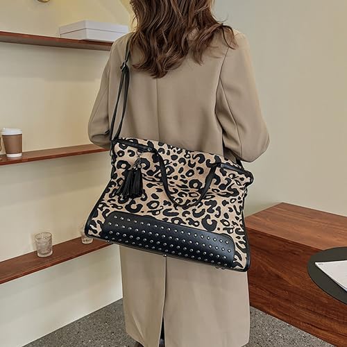 Cartera con estampado de leopardo para mujer, bolso tipo tote con tachuelas, estilo punk, bandolera, hobo con borla y remaches miniatura 2