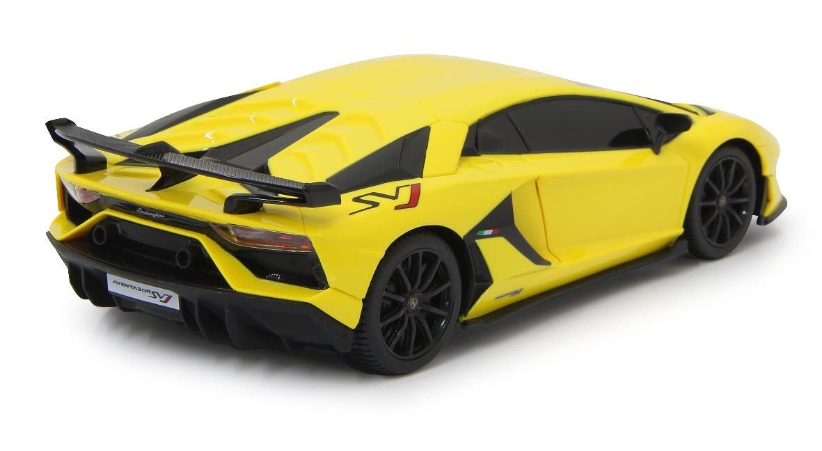 JAMARA 405187 - Lamborghini Aventador SVJ 1:24 2,4 GHz - oficjalna licencja, do 1 godziny jazdy przy ok. 9 km/h, idealnie odwzorowane szczegóły, wysokiej jakości wykonanie, żółty