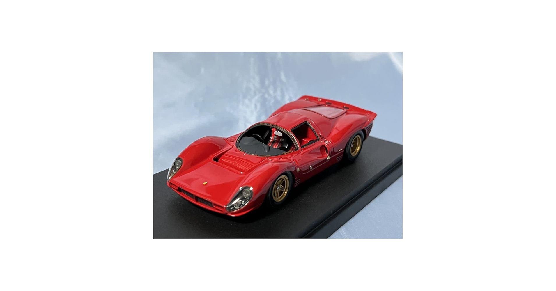 EIDOLON 1/43 フェラーリ330P4 EM062B EIDOLON 1/43 フェラーリ330P4 EM062B EIDOLON 1/43 フェラーリ
