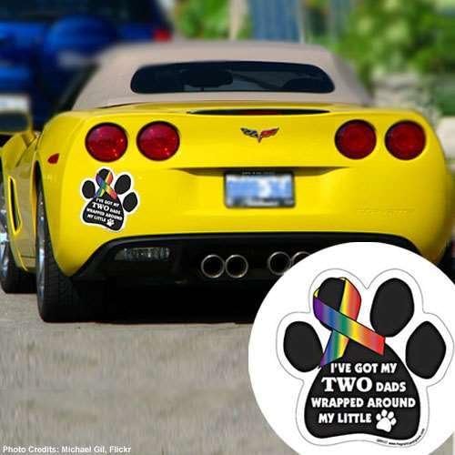 Miniatura 2 de Imán para camión y buzón de correo con texto en inglés "I got my two dads Wrapped Around My Little Paw Car Truck & Mailbox Magnet