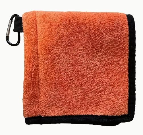 Osrya Golf Cleaning Towel with Clip – Dual-Sided Microfiber Golf Towel for Clubs & Balls, Heavy Duty Carabiner Clip, Super Absorbent Golf Accessories (Orange)
