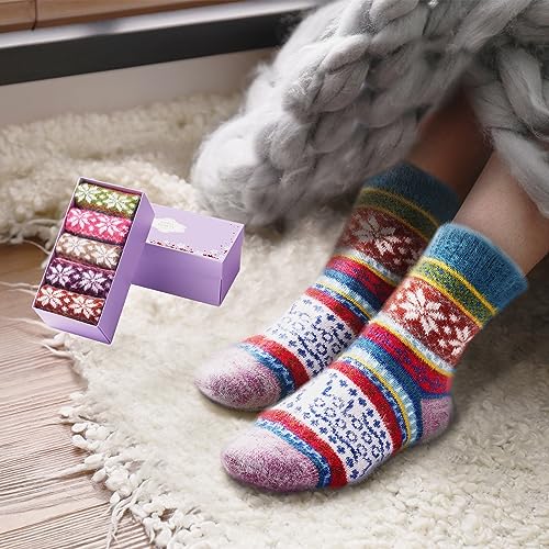Image of ICEIVY Womens Socks 5 Pairs Wool Warm Cotton Thick Vintage Casual Winter Cabin Crew Fuzzy Socks Gifts For Women