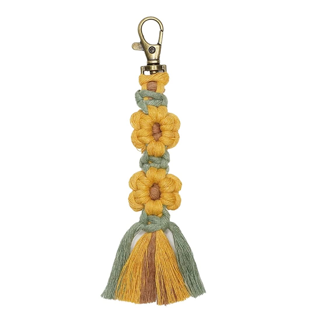 Macrame Daisy Flower Keychain Boho Handmade Charms Tassel Accessories for Car Key Purse Backpack